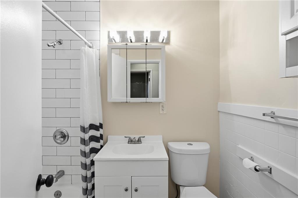 1676 Hollyhock Terrace Decatur, GA 30032 - Photo 14 of 18 Gallery Image 14