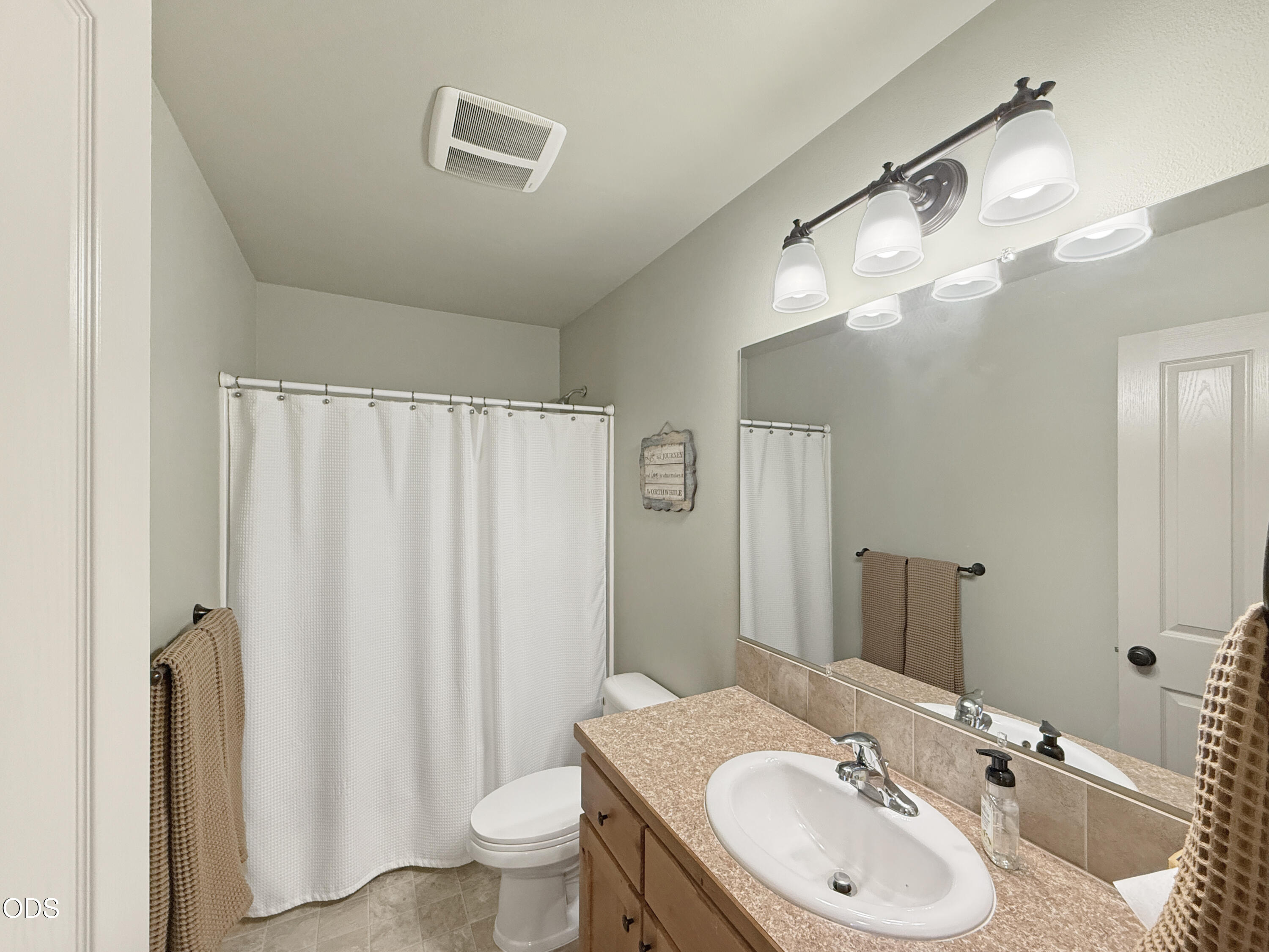 2021 Southwest 41st Street Redmond, OR 97756 - Photo 14 of 22