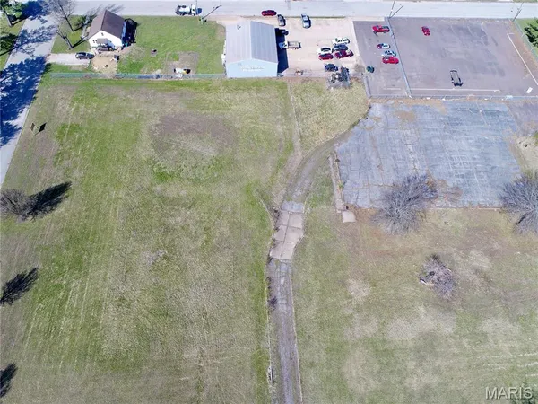 $275,000 | 412 East Madison Avenue, Owensville, MO 65066