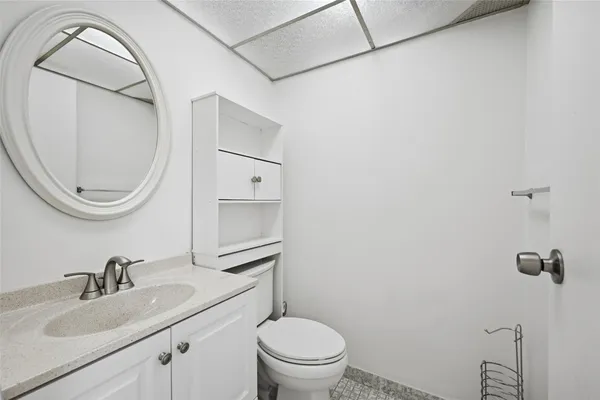 $1,599 | 451 Monaco J, Unit J, Delray Beach, FL 33446