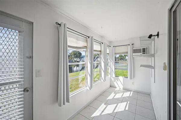 $1,599 | 451 Monaco J, Unit J, Delray Beach, FL 33446