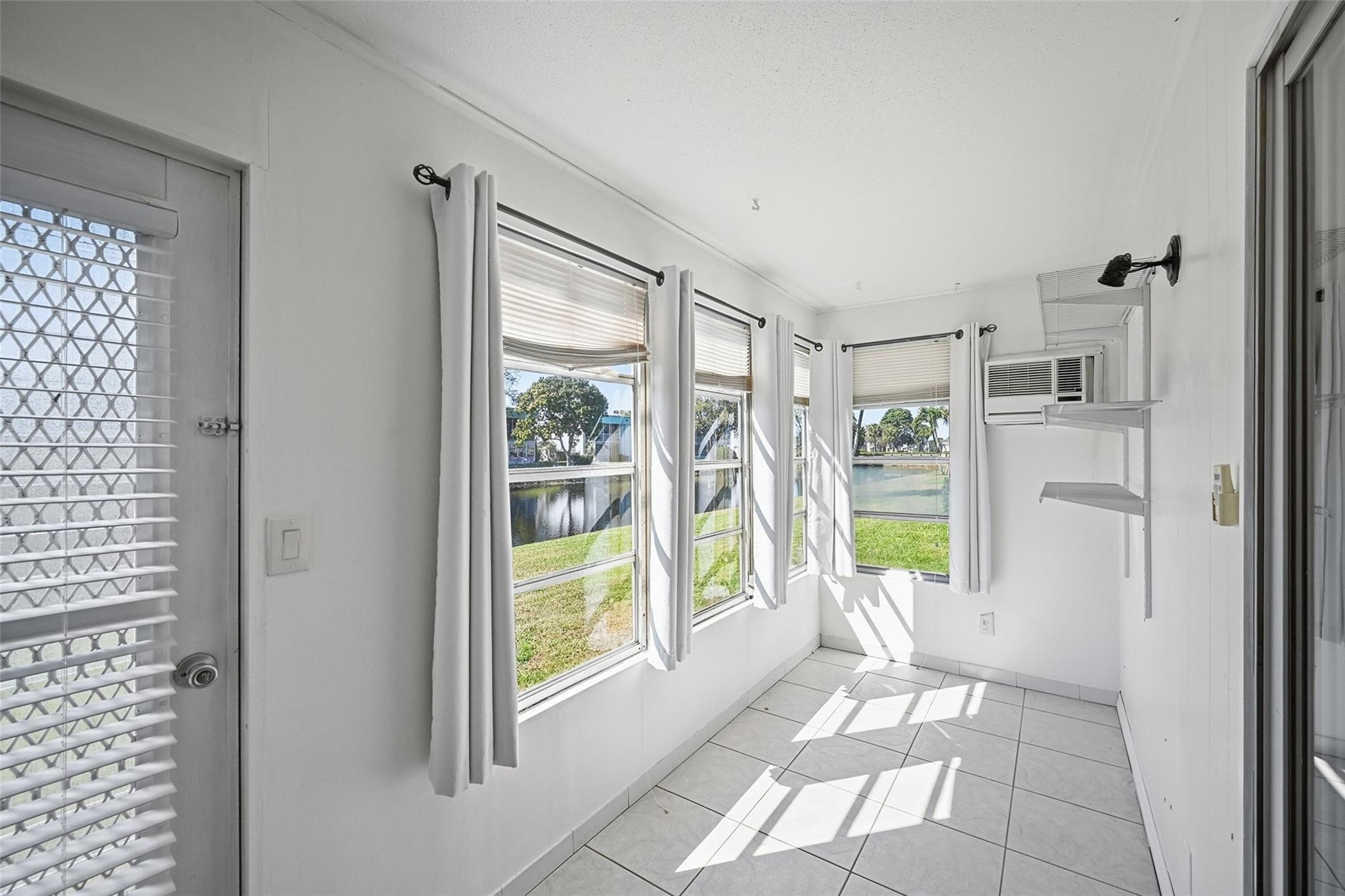 451 Monaco J, Unit J Delray Beach, FL 33446 - Photo 16 of 22 Photo 16