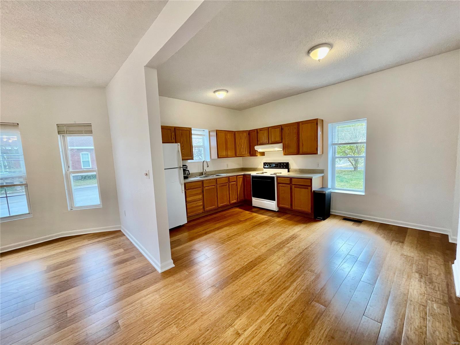 452 East Ferguson Avenue, Unit A Wood River, IL 62095 - Photo 7 of 19