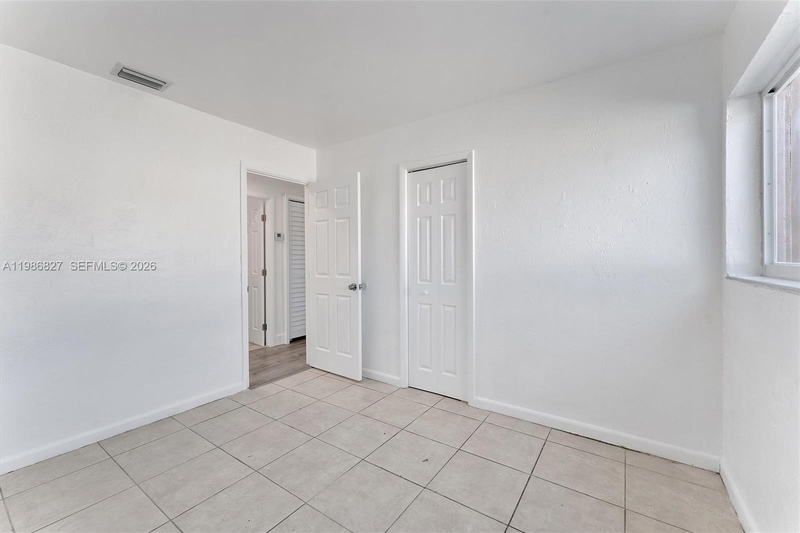 550 Northwest 17th Street Pompano Beach, FL 33060 - Photo 16 of 31 a view of an empty room