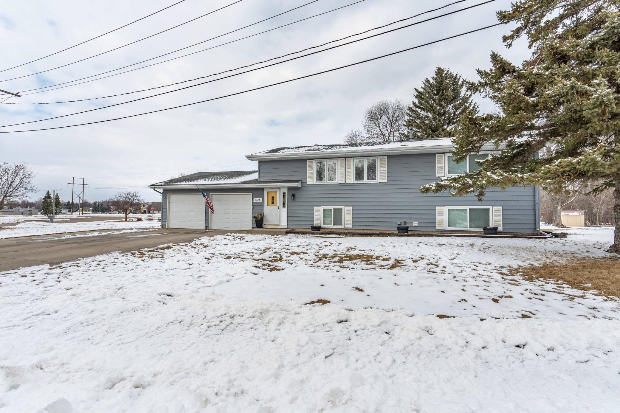 1224 Lenore Way Fergus Falls, MN 56537 - Photo 2 of 55