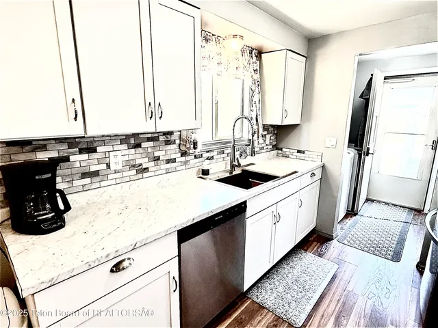 $555,777 | 441 South Grover, Afton, WY 83110