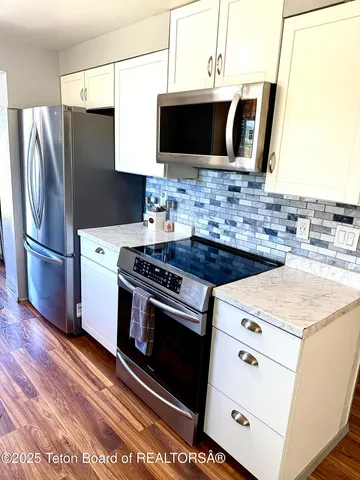 $555,777 | 441 South Grover, Afton, WY 83110