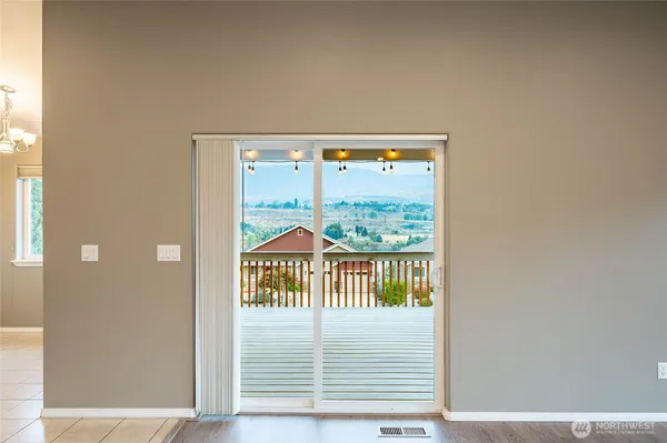 $725,900 | 2840 Akamai Way, East Wenatchee, WA 98802