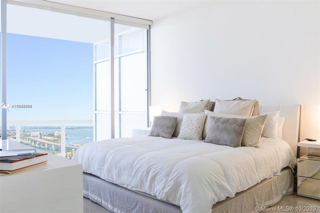 $540,000 | 1100 Biscayne Boulevard, Unit 2403, Miami, FL 33132