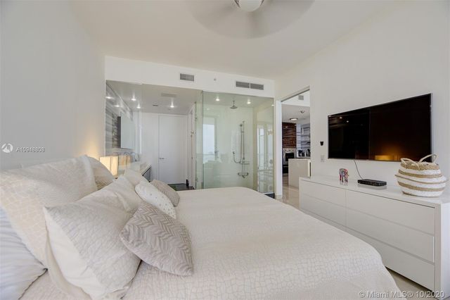 $540,000 | 1100 Biscayne Boulevard, Unit 2403, Miami, FL 33132