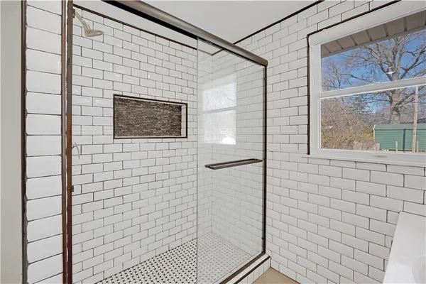 $274,900 | 2404 Albert Lee Avenue, Sedalia, MO 65301