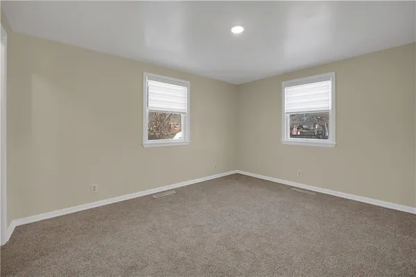 $274,900 | 2404 Albert Lee Avenue, Sedalia, MO 65301