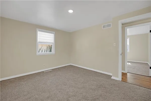 $274,900 | 2404 Albert Lee Avenue, Sedalia, MO 65301