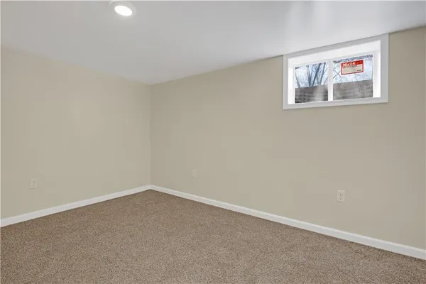 $274,900 | 2404 Albert Lee Avenue, Sedalia, MO 65301