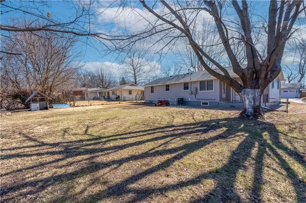 $274,900 | 2404 Albert Lee Avenue, Sedalia, MO 65301