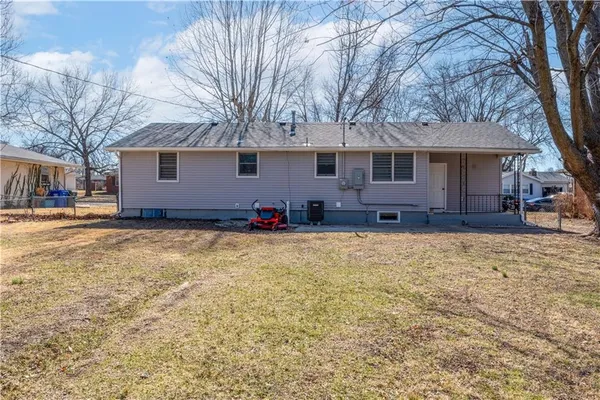 $274,900 | 2404 Albert Lee Avenue, Sedalia, MO 65301
