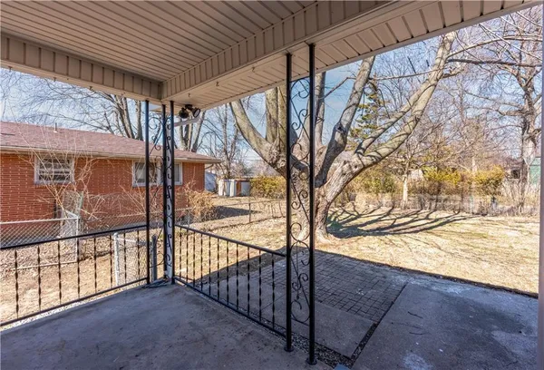 $274,900 | 2404 Albert Lee Avenue, Sedalia, MO 65301