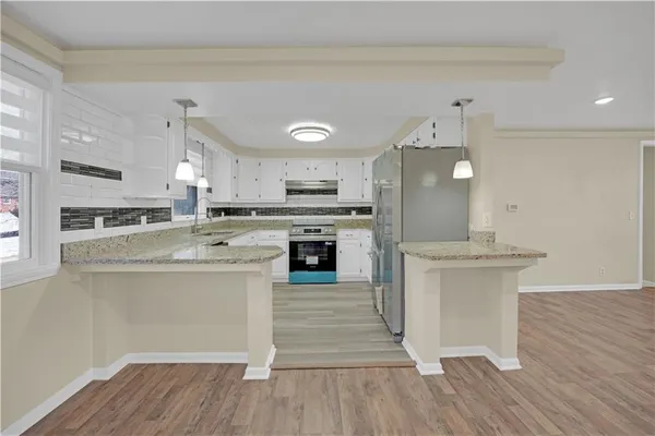 $274,900 | 2404 Albert Lee Avenue, Sedalia, MO 65301