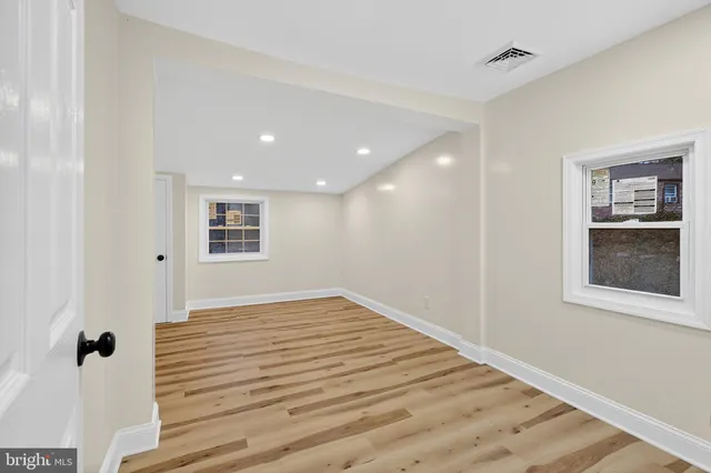 $450,000 | 4 Lower Greenbriar Road, Wilmington, DE 19810