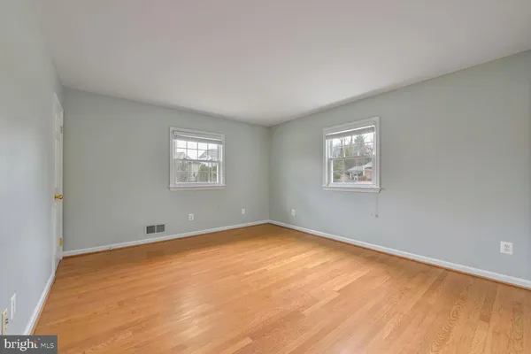 $5,200 | 6536 Divine Street, McLean, VA 22101