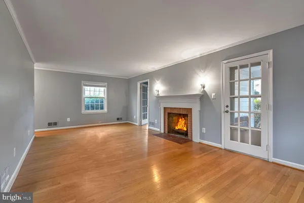 $5,200 | 6536 Divine Street, McLean, VA 22101