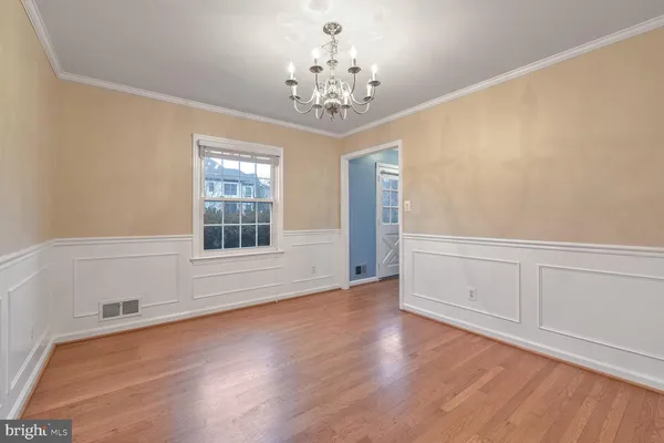 $5,200 | 6536 Divine Street, McLean, VA 22101
