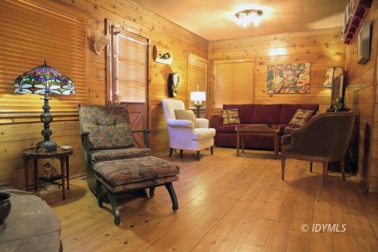 25460 Rimrock Road Idyllwild, CA 92549 - Photo 2 of 50 Living room