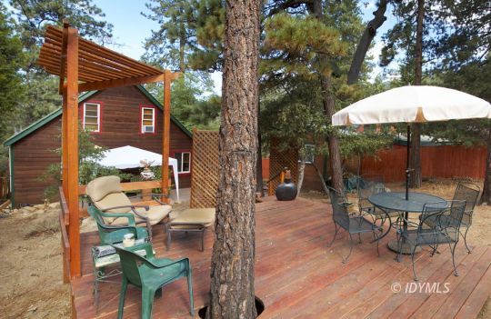 25460 Rimrock Road Idyllwild, CA 92549 - Photo 13 of 50 Perfect decking for entertaining