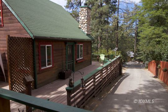 25460 Rimrock Road Idyllwild, CA 92549 - Photo 22 of 50 Parking and deck access