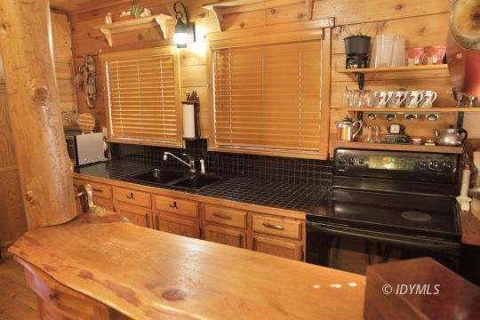 25460 Rimrock Road Idyllwild, CA 92549 - Photo 46 of 50 Lovely kitchen