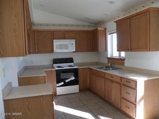 2243 Page Drive Overgaard, AZ 85933 - Photo 4 of 14