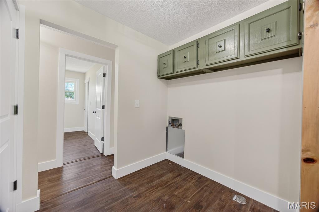 1432 Ronald Road Lebanon, MO 65536 - Photo 14 of 35