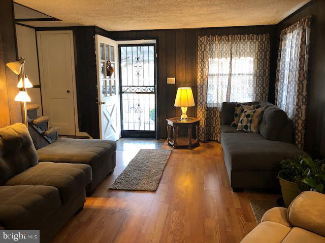 728 Bethnal Road Baltimore, MD 21229 - Photo 6 of 40