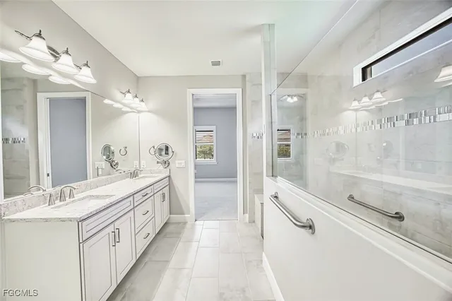 a view of a basketball court