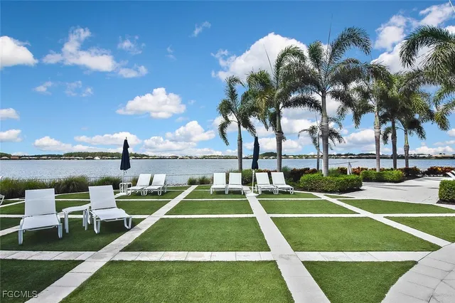 $850,000 | 14001 Hawks Eye Court, Estero, FL 33928