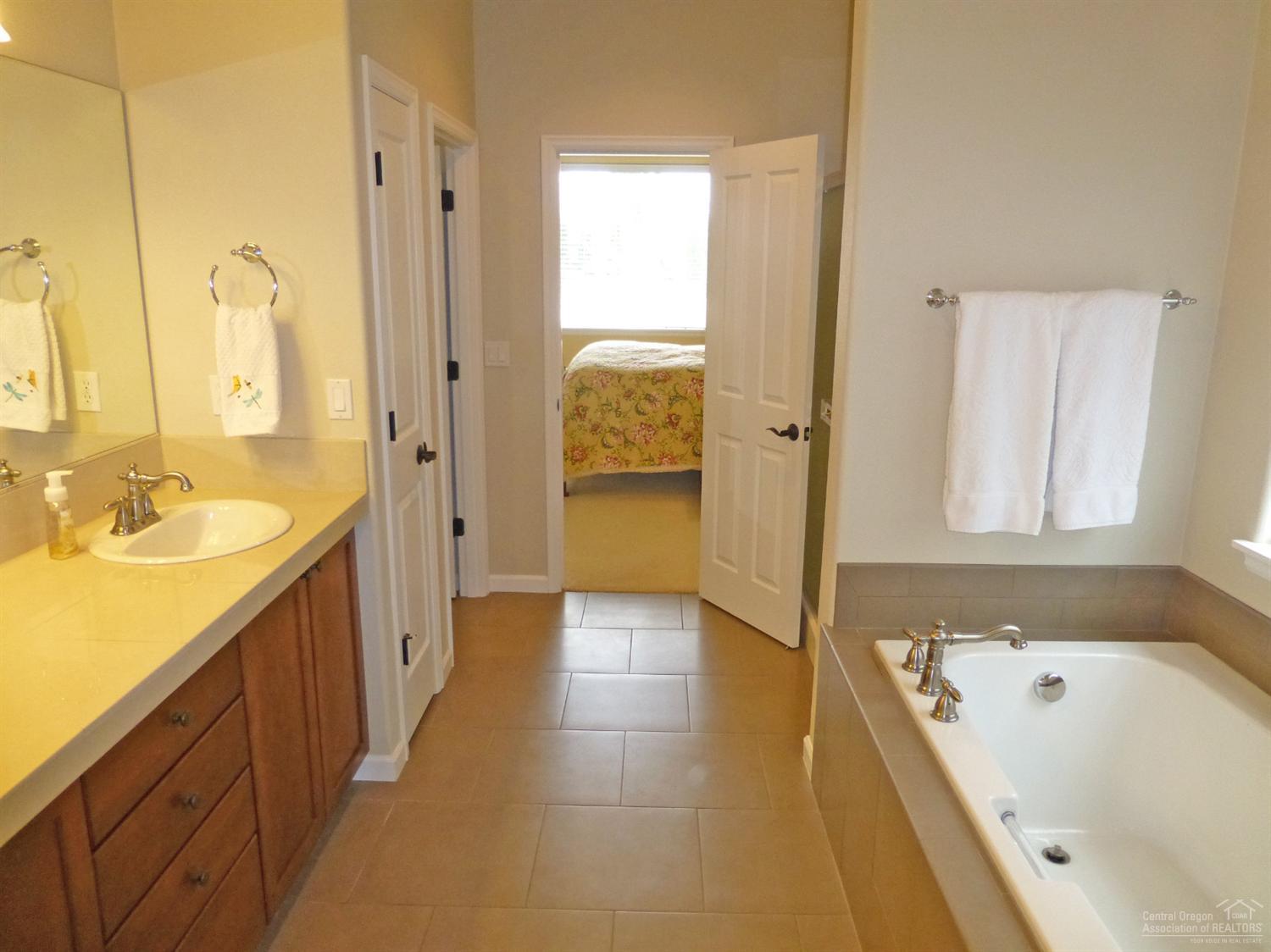 2963 Southwest 50th Street Redmond, OR 97756 - Photo 17 of 25 Additional Photo