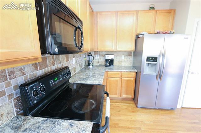 9242 Ballybunion Road Peyton, CO 80831 - Photo 13 of 36 Gallery Image 13