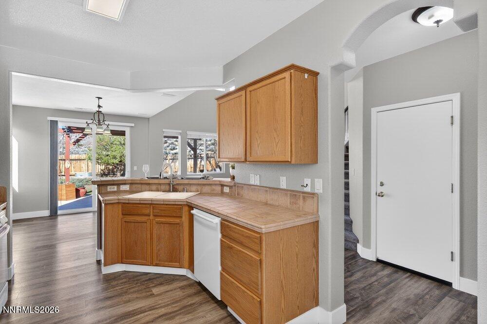 2433 Crestone Drive Reno, NV 89523 - Photo 19 of 45 019_dsc03045_797