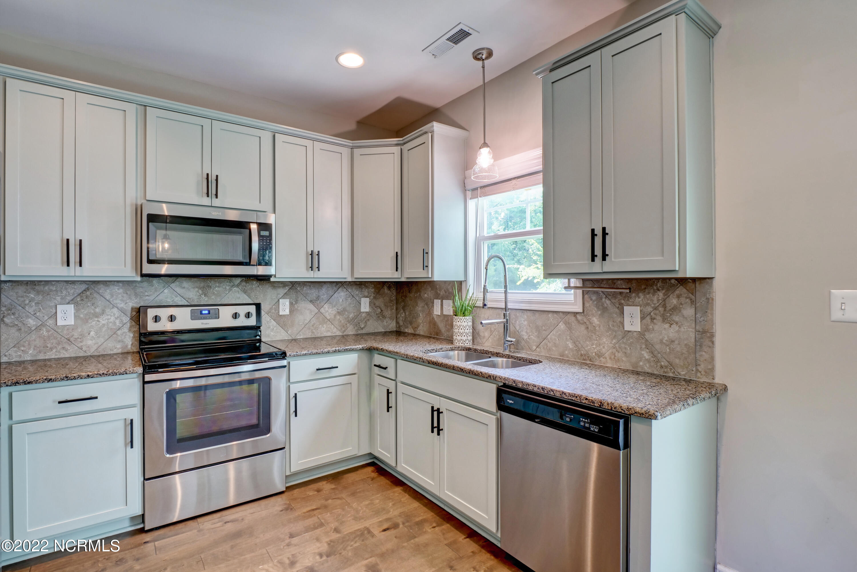 151 Poplar Branch Way Hampstead, NC 28443 - Photo 24 of 37 P8811565_66_67_68_69_70_71