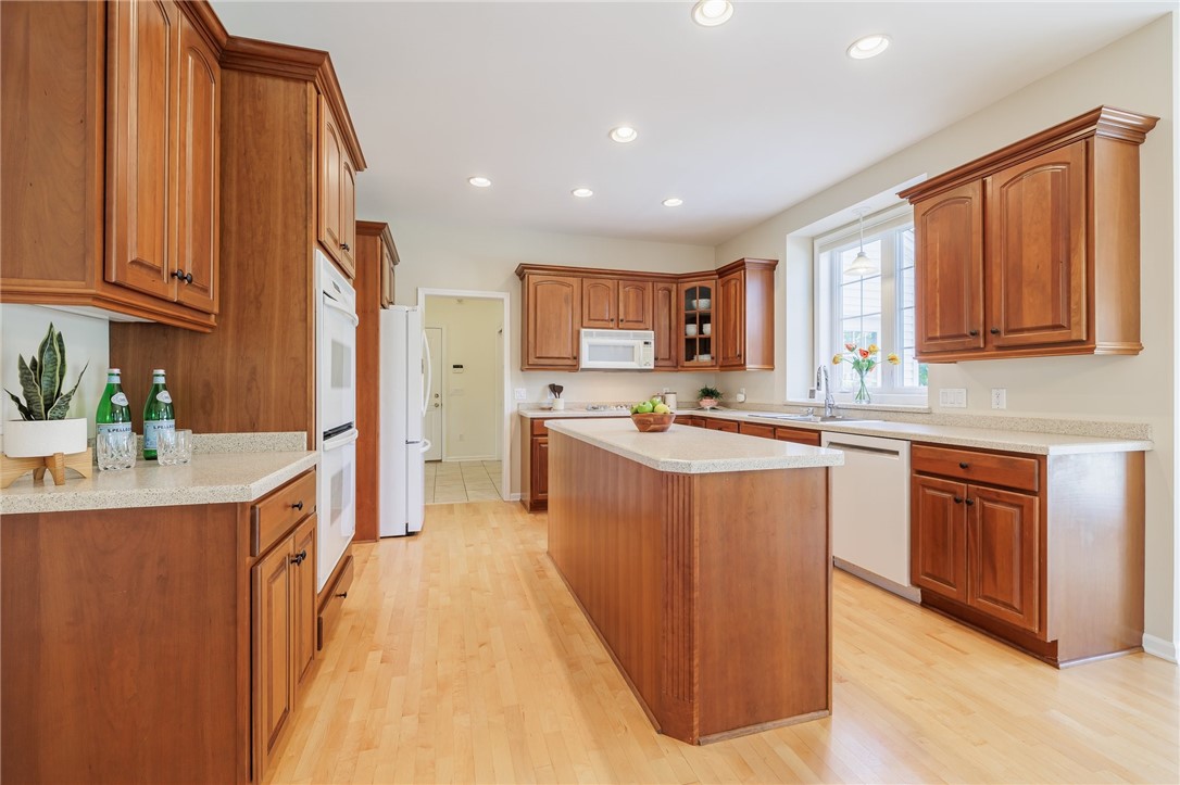 18 Split Rail Rochester, NY 14625 - Photo 11 of 39