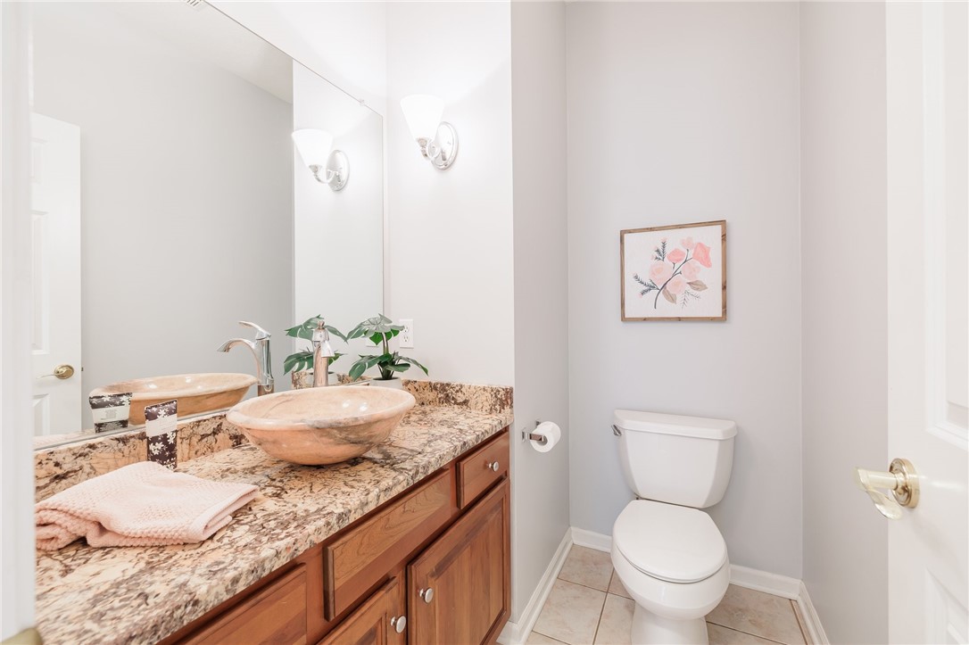 18 Split Rail Rochester, NY 14625 - Photo 14 of 39