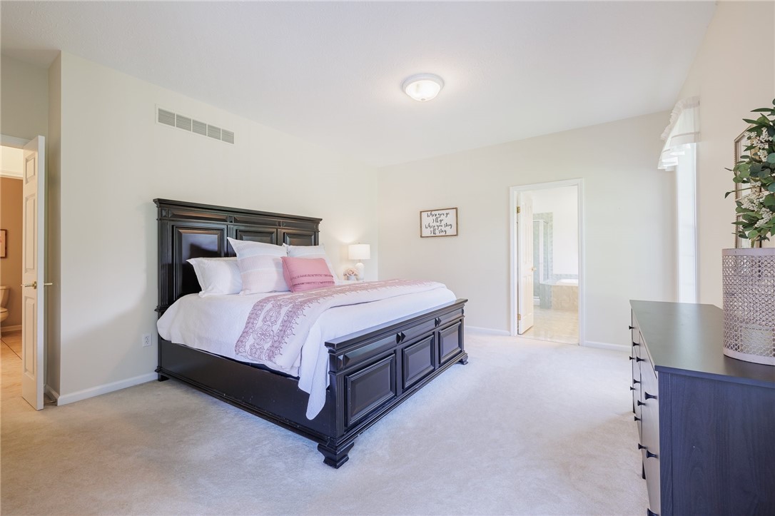 18 Split Rail Rochester, NY 14625 - Photo 17 of 39