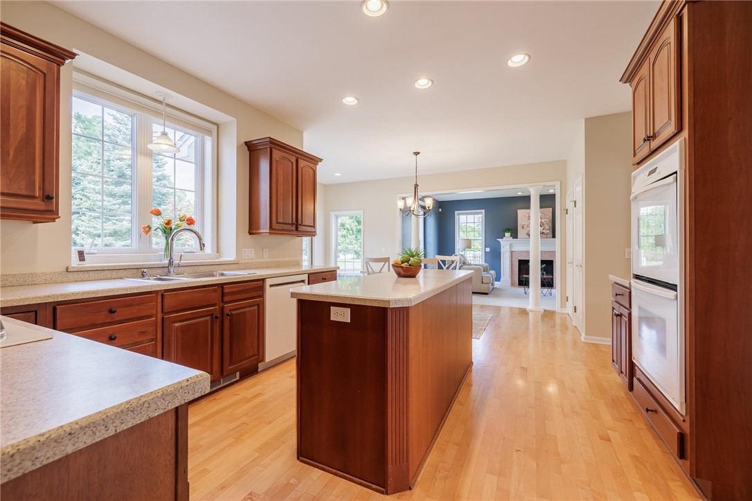 18 Split Rail Rochester, NY 14625 - Photo 8 of 39