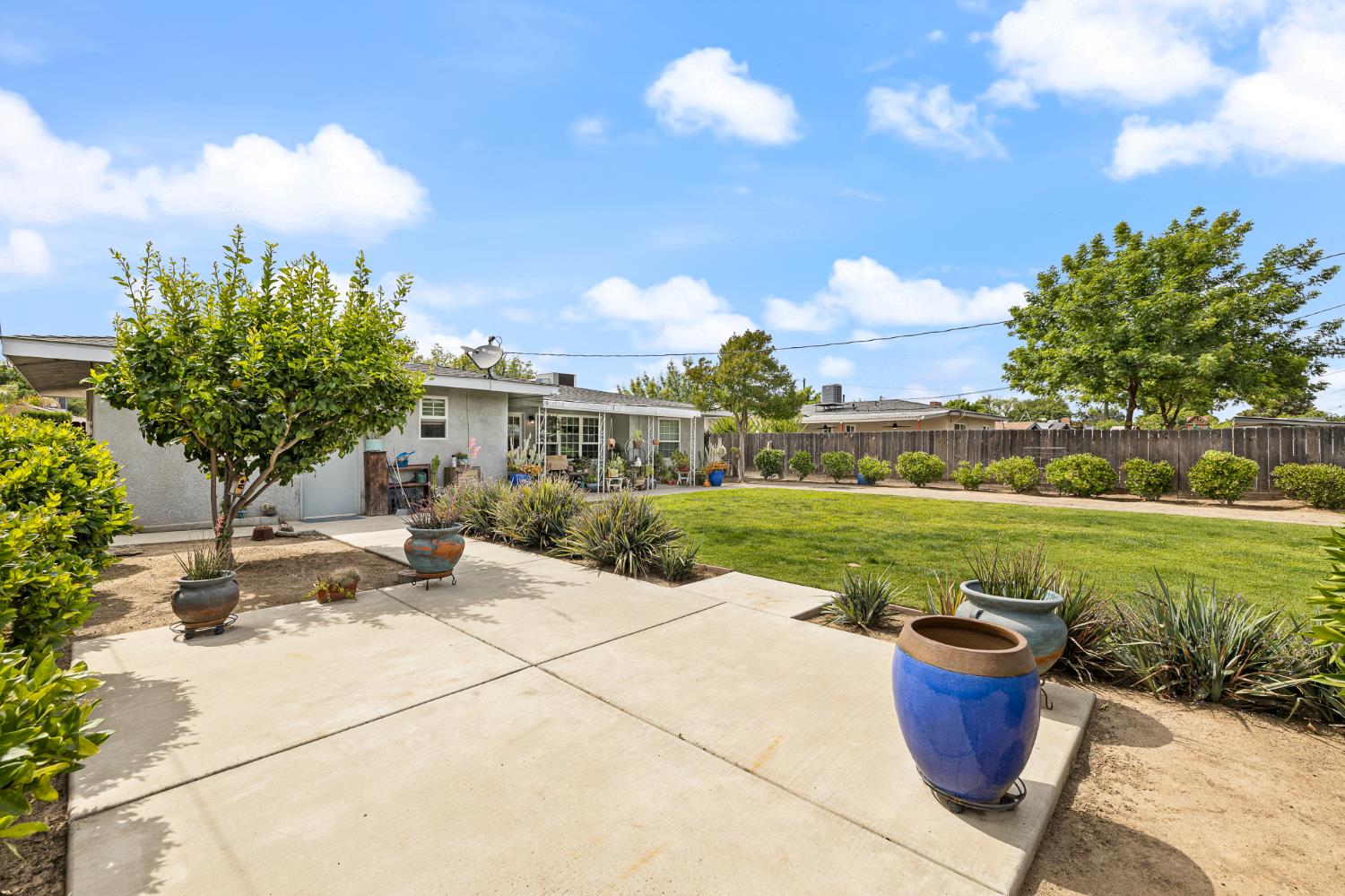 1438 South Church Avenue Reedley, CA 93654 - Photo 39 of 41