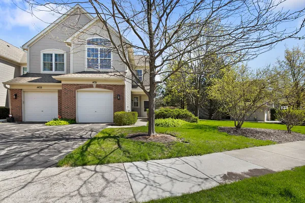 $259,900 | 1431 Doolittle Lane, Grayslake, IL 60030