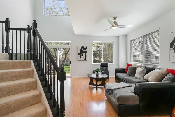 $259,900 | 1431 Doolittle Lane, Grayslake, IL 60030