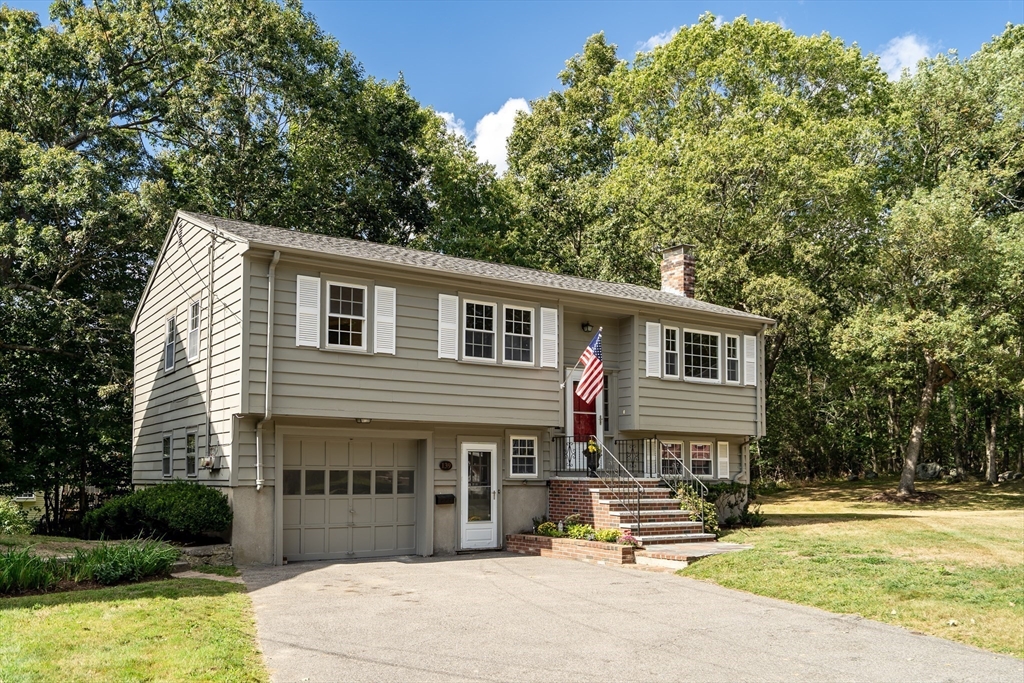 139 Newfield Street Boston, MA 02132 - Photo 1 of 35
