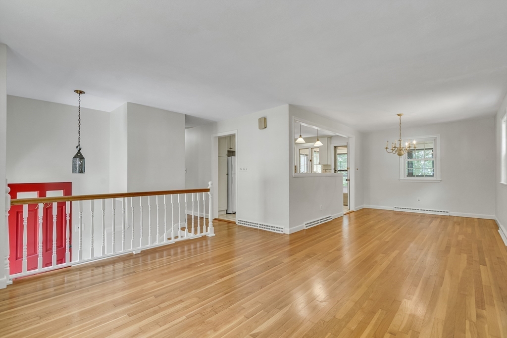139 Newfield Street Boston, MA 02132 - Photo 15 of 35