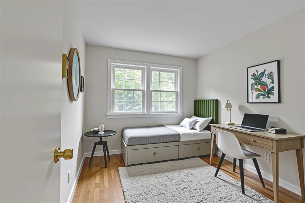 139 Newfield Street Boston, MA 02132 - Photo 23 of 35