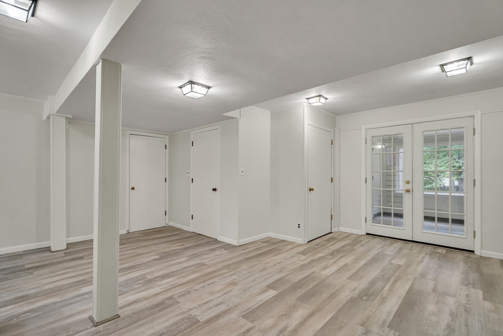 139 Newfield Street Boston, MA 02132 - Photo 28 of 35